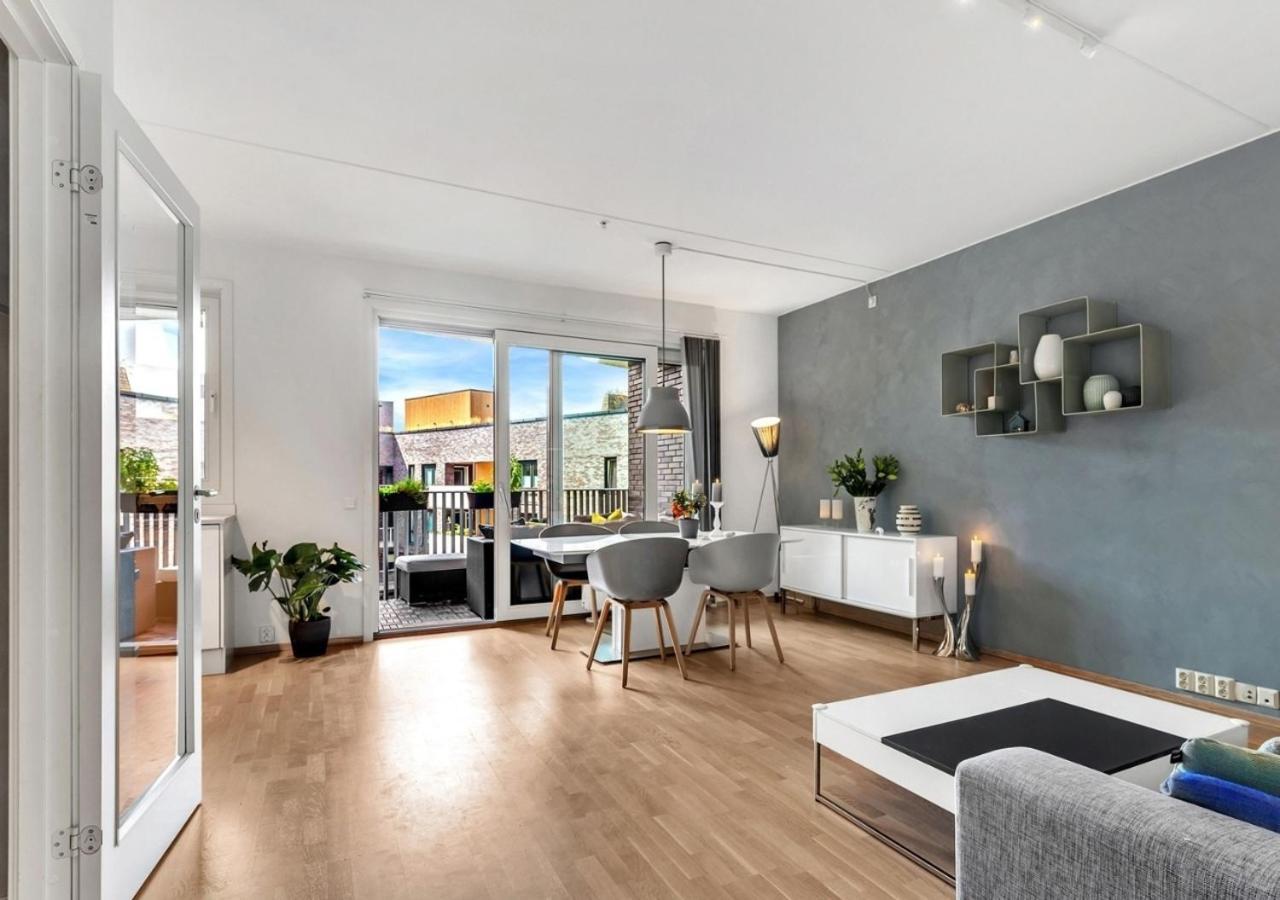 Apartment Seaside - 2 Sunny Balconies - Modern - 6 Pax *